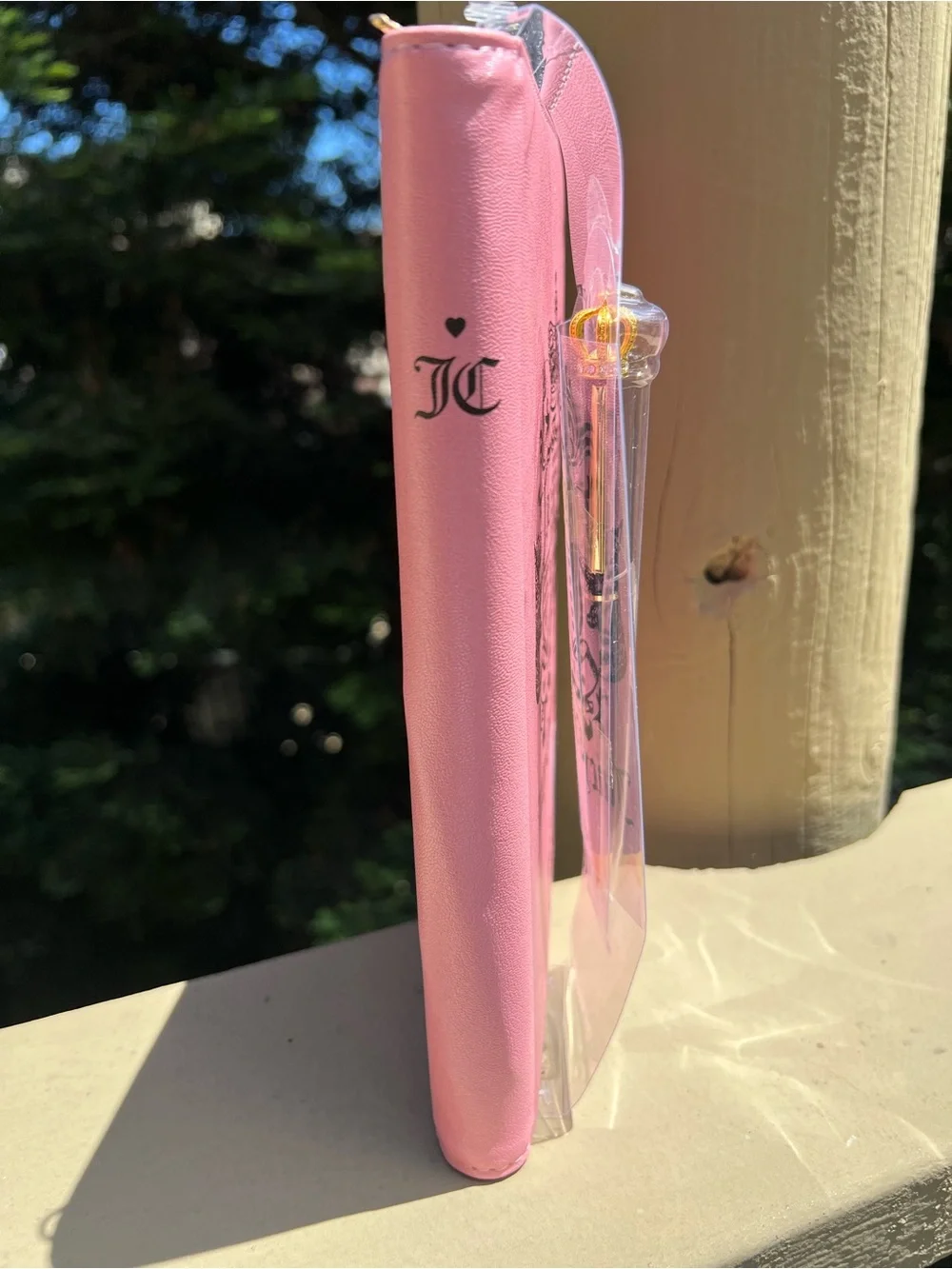 Juicy Couture 18 Month Planner 2026/2027 with Crown Pen
